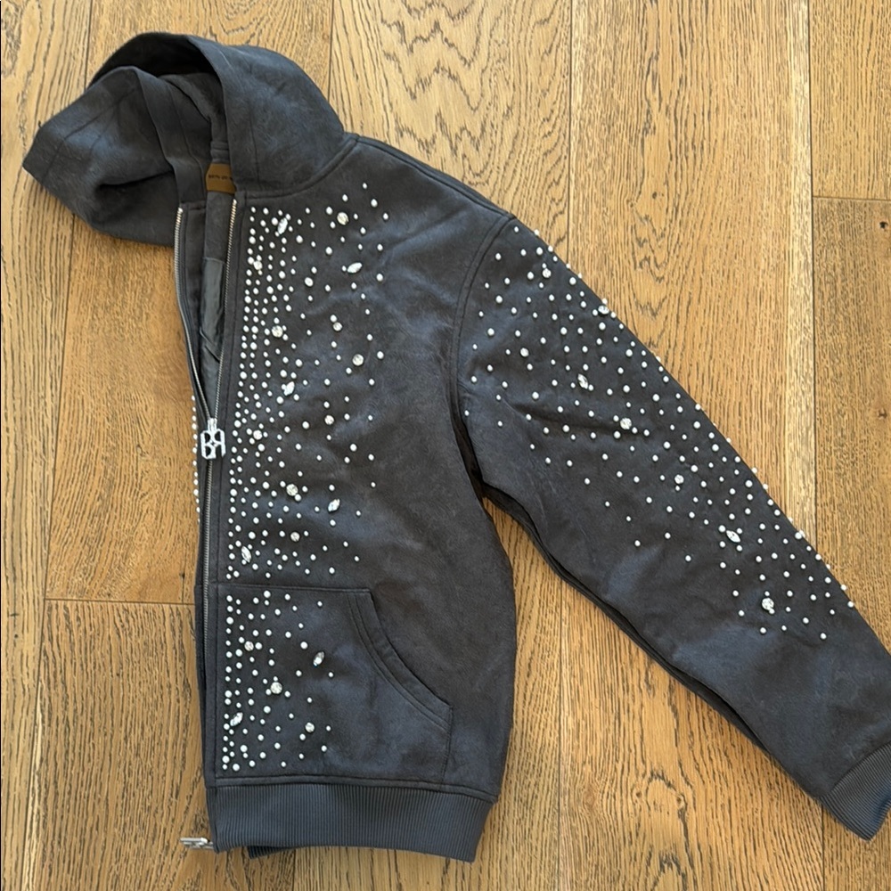 Gray Pearl Studded Embellished Bandana Felt Print Hooded Zip Jacket Sweat Set - Picture 7 of 14